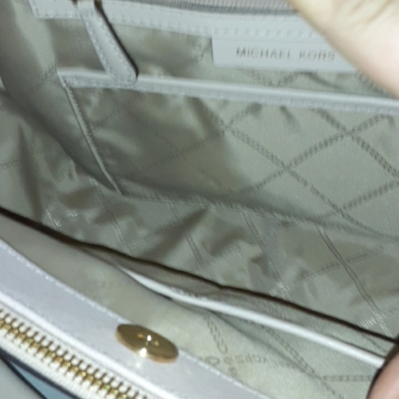 Michael Kors light pink NW/OT Handbag - Picture 4 of 7